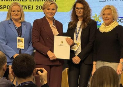 61b00cf5-66f2-4878-abce-abb119d7e0a9